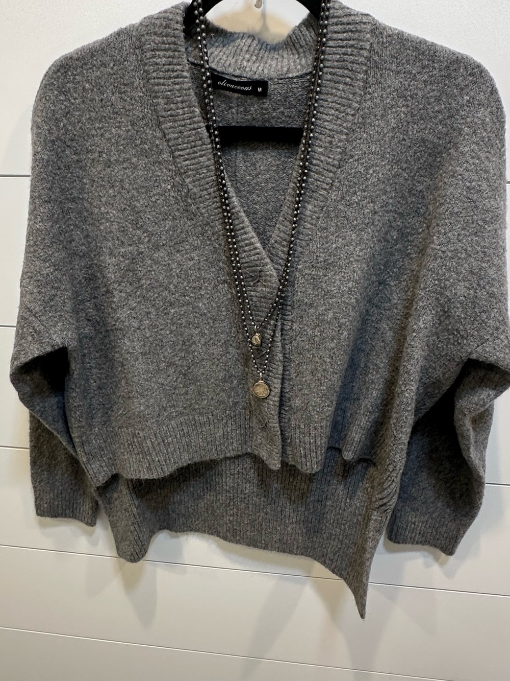 Olivaceous Mid-Gray Textured Back-Seam Knit cardigan Sweater with necklace